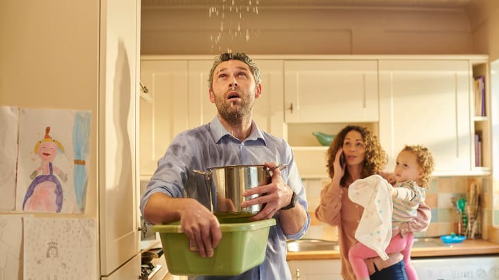 Ein Wasserschaden passiert schnell ADAC Hausratversicherung